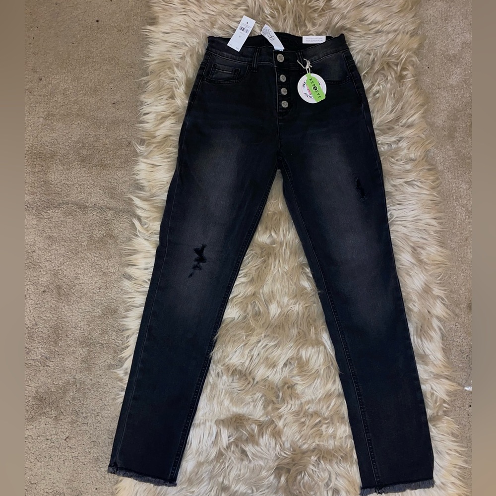 Black High Rise Jegging Jeans..Girls